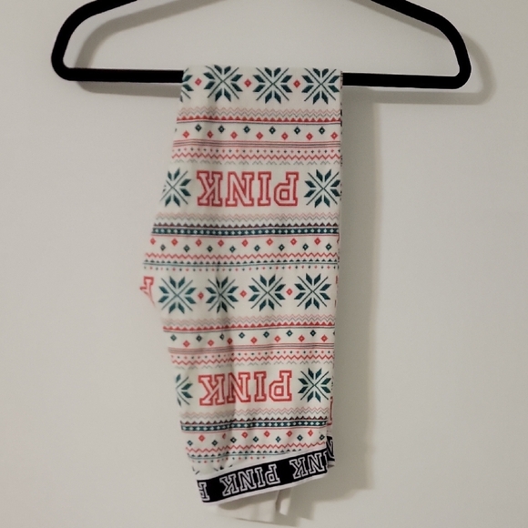 PINK Victoria's Secret Other - PINK Victoria's Secret Christmas Thermal Leggings